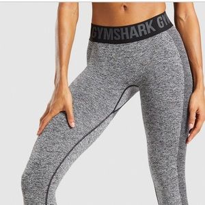 Flex Low Rise Gym Shark Leggings